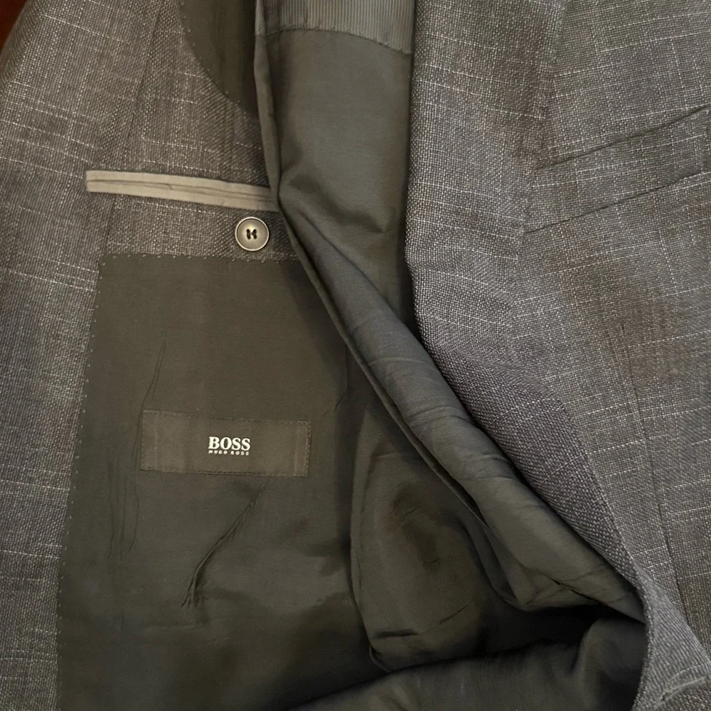 Hugo Boss Gray Black Textured Wool Silk Blazer 38R Mens Sport Coat